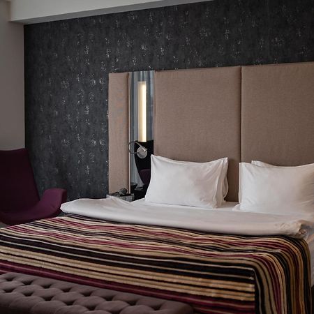 11 Mirrors Design Hotel 키예프 외부 사진