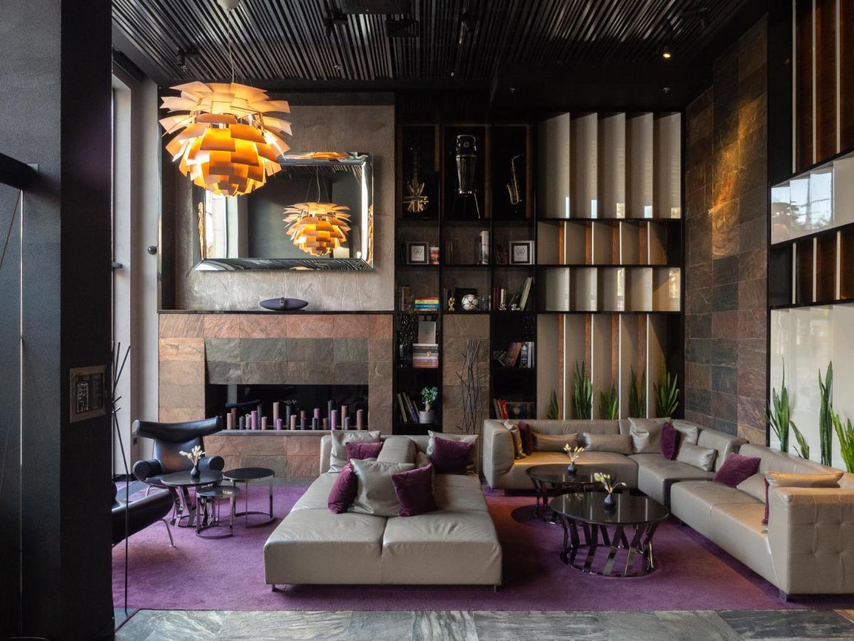 11 Mirrors Design Hotel 키예프 외부 사진