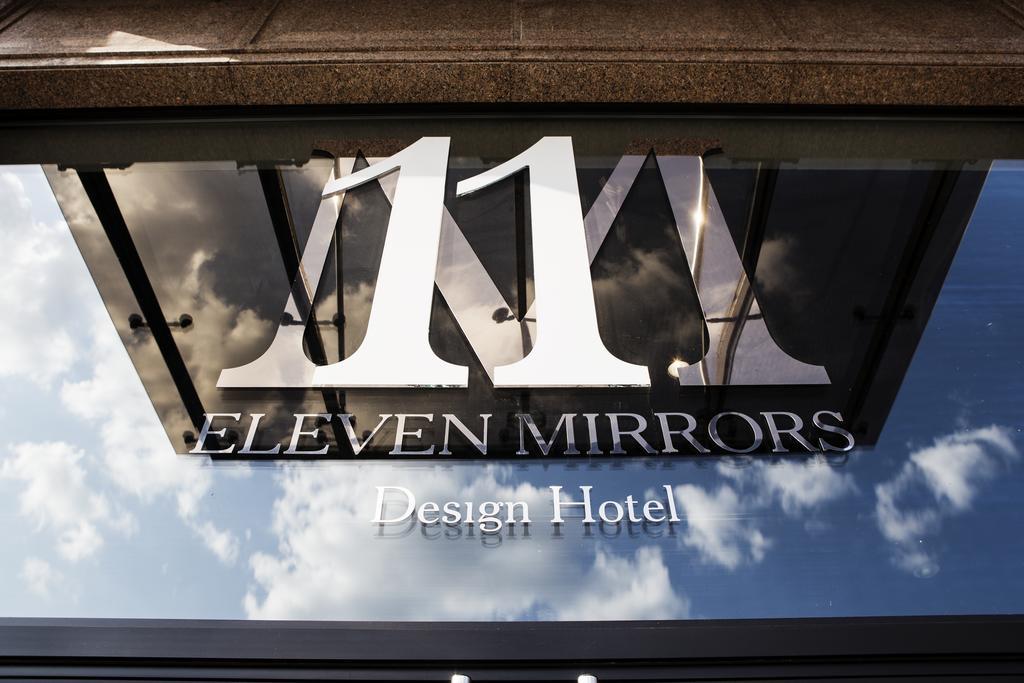 11 Mirrors Design Hotel 키예프 외부 사진